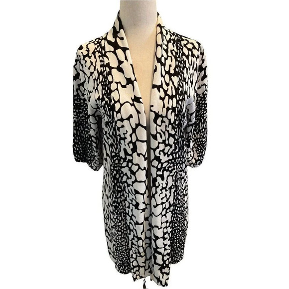 Grace Small Black White Animal Print Knit Cardigan - Picture 1 of 10